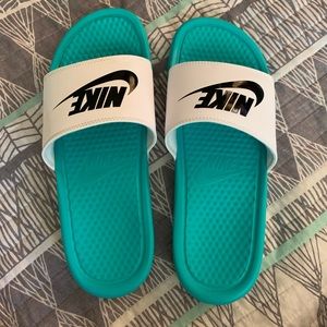 Nike Slides (Men)